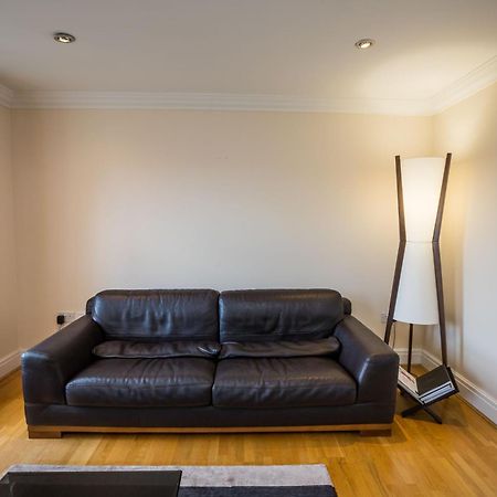 Spacious, 3 Bed House For 6 In Central Chester Hotel Екстериор снимка