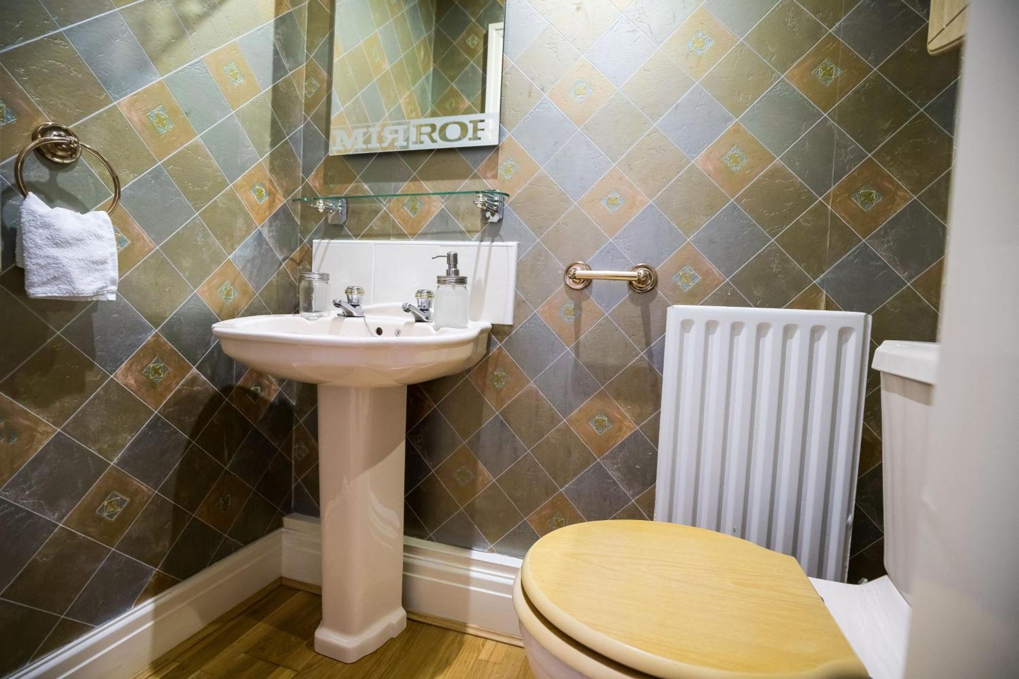Spacious, 3 Bed House For 6 In Central Chester Hotel Екстериор снимка
