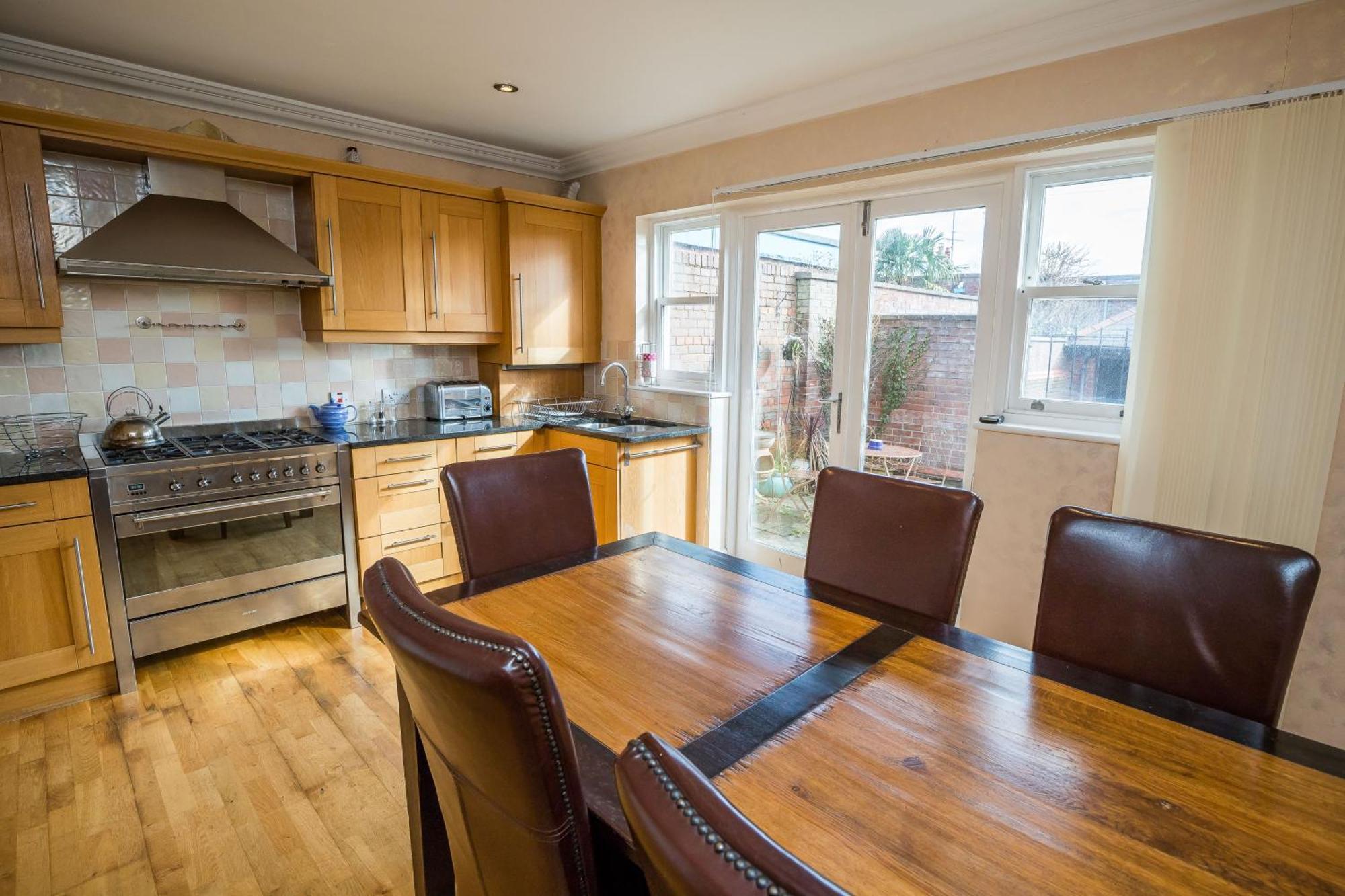 Spacious, 3 Bed House For 6 In Central Chester Hotel Екстериор снимка